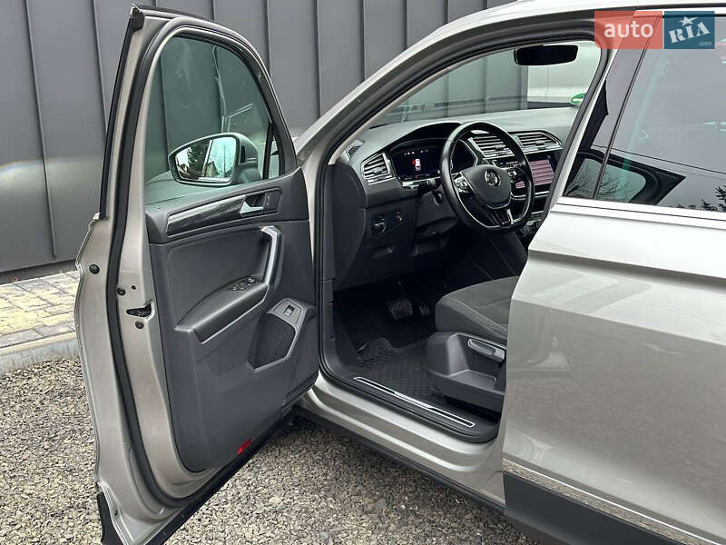 Внедорожник / Кроссовер Volkswagen Tiguan 2020 в Тернополе