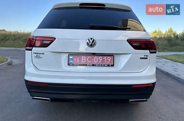 Позашляховик / Кросовер Volkswagen Tiguan 2018 в Рівному