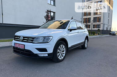 Внедорожник / Кроссовер Volkswagen Tiguan 2018 в Ровно