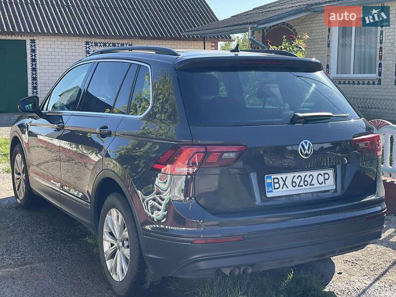 Внедорожник / Кроссовер Volkswagen Tiguan 2018 в Теофиполе