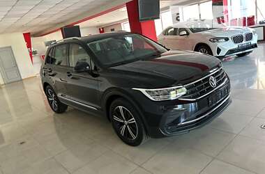 Внедорожник / Кроссовер Volkswagen Tiguan 2021 в Черкассах