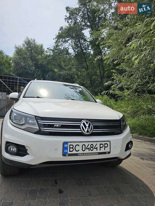Внедорожник / Кроссовер Volkswagen Tiguan 2011 в Львове