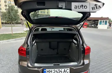 Volkswagen Tiguan 2015