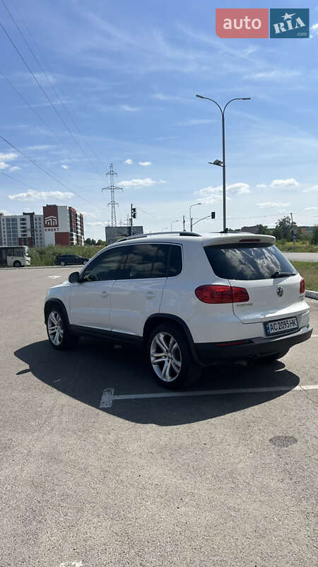 Внедорожник / Кроссовер Volkswagen Tiguan 2012 в Луцке