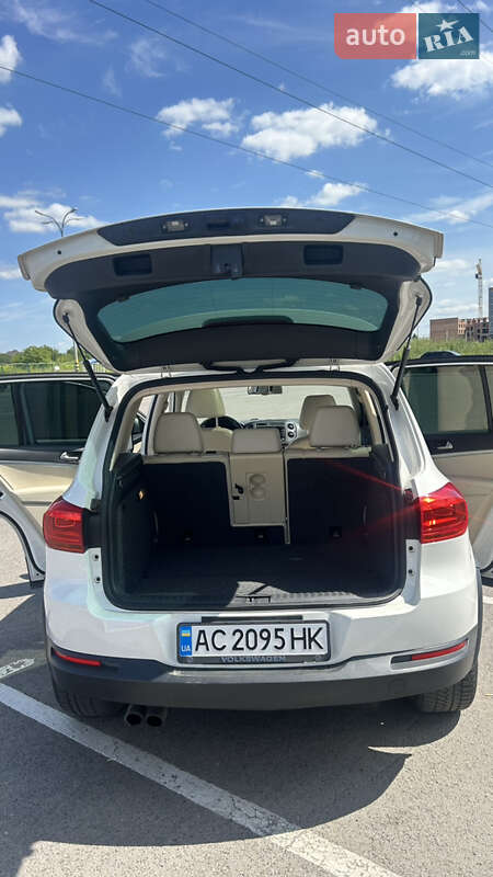 Внедорожник / Кроссовер Volkswagen Tiguan 2012 в Луцке