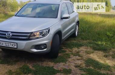 Позашляховик / Кросовер Volkswagen Tiguan 2013 в Харкові