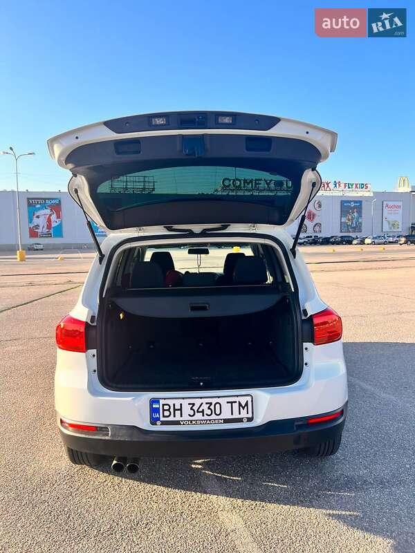 Внедорожник / Кроссовер Volkswagen Tiguan 2014 в Одессе фото 4 Внедорожник / Кроссовер Volkswagen Tiguan 2014 в Одессе