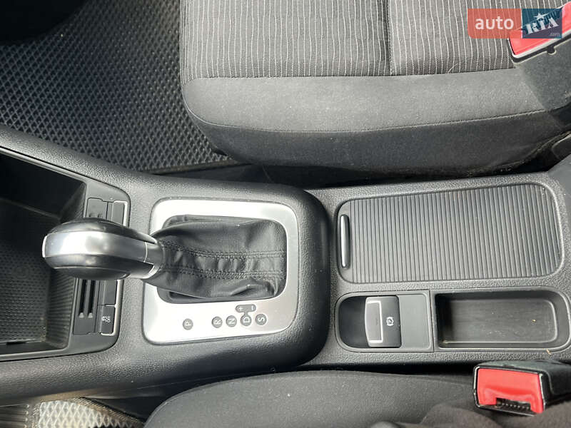 Внедорожник / Кроссовер Volkswagen Tiguan 2014 в Полтаве