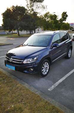 Внедорожник / Кроссовер Volkswagen Tiguan 2012 в Киеве