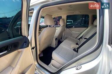 Внедорожник / Кроссовер Volkswagen Tiguan 2013 в 