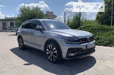 Позашляховик / Кросовер Volkswagen Tiguan 2020 в Дніпрі