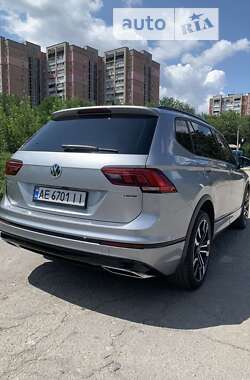 Позашляховик / Кросовер Volkswagen Tiguan 2020 в Дніпрі