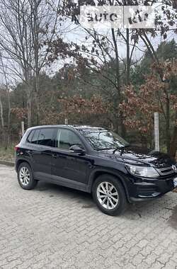 Внедорожник / Кроссовер Volkswagen Tiguan 2014 в Львове