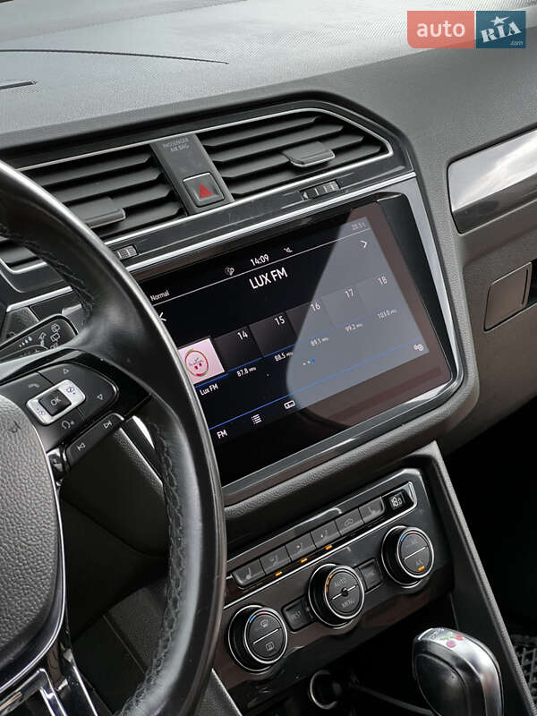 Внедорожник / Кроссовер Volkswagen Tiguan 2018 в Ровно