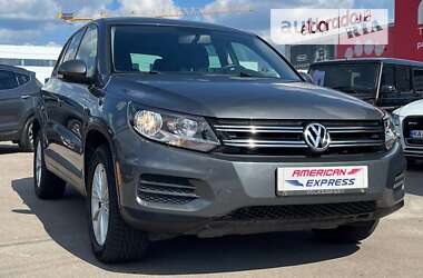 Позашляховик / Кросовер Volkswagen Tiguan 2013 в Києві