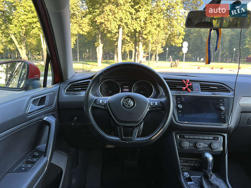 Внедорожник / Кроссовер Volkswagen Tiguan 2019 в Харькове