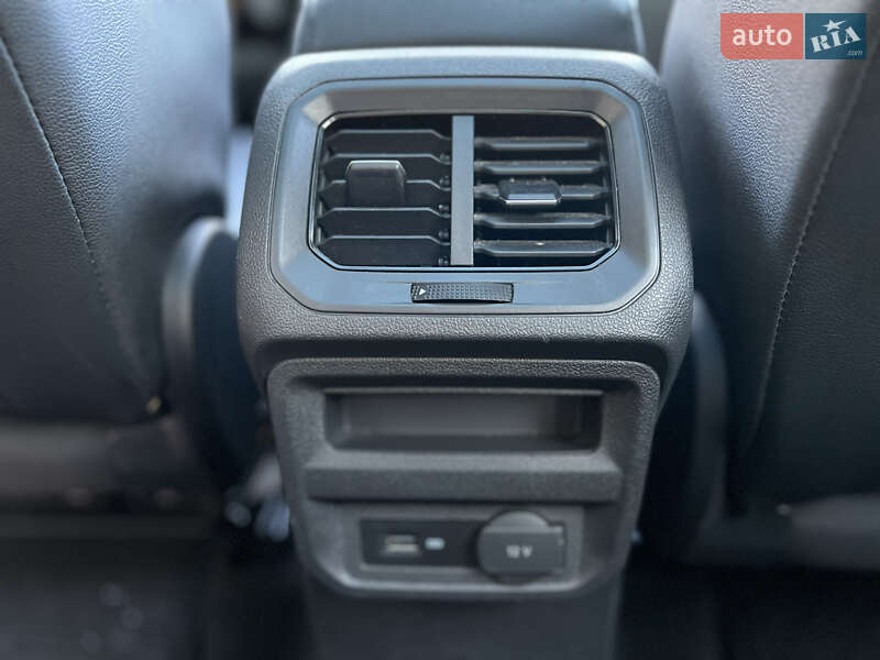 Внедорожник / Кроссовер Volkswagen Tiguan 2019 в Харькове