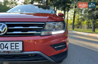 Внедорожник / Кроссовер Volkswagen Tiguan 2019 в 