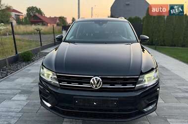 Позашляховик / Кросовер Volkswagen Tiguan 2017 в Львові