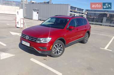 Позашляховик / Кросовер Volkswagen Tiguan 2019 в Києві