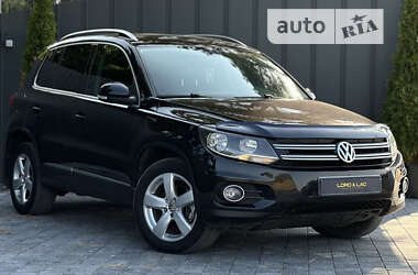 Внедорожник / Кроссовер Volkswagen Tiguan 2012 в Дубно