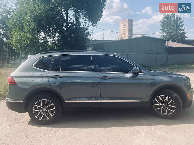 Внедорожник / Кроссовер Volkswagen Tiguan 2019 в Кривом Роге