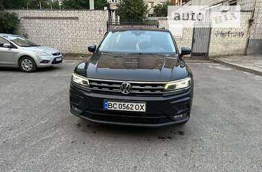 Внедорожник / Кроссовер Volkswagen Tiguan 2019 в Львове