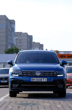 Позашляховик / Кросовер Volkswagen Tiguan 2018 в Одесі