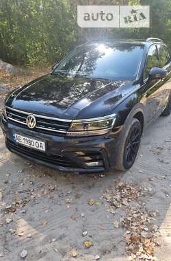 Внедорожник / Кроссовер Volkswagen Tiguan 2020 в Новомосковске