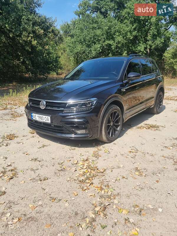Позашляховик / Кросовер Volkswagen Tiguan 2020 в Дніпрі