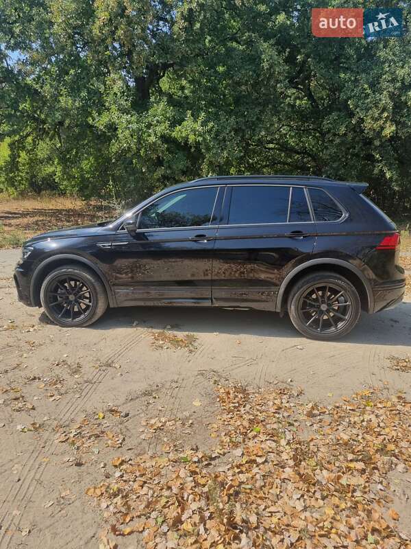 Позашляховик / Кросовер Volkswagen Tiguan 2020 в Дніпрі