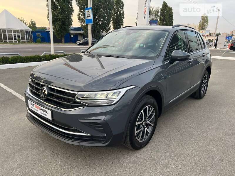 Внедорожник / Кроссовер Volkswagen Tiguan 2024 в Киеве