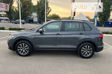 Внедорожник / Кроссовер Volkswagen Tiguan 2024 в Киеве