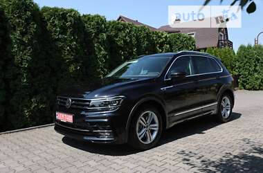 Позашляховик / Кросовер Volkswagen Tiguan 2020 в Чернівцях