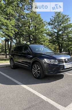 Позашляховик / Кросовер Volkswagen Tiguan 2018 в Миколаєві