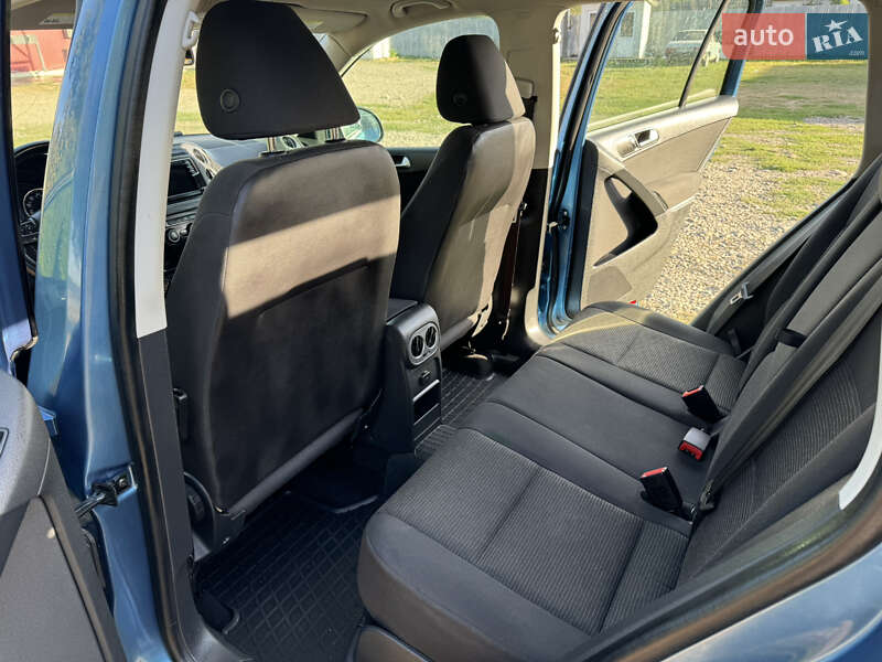 Позашляховик / Кросовер Volkswagen Tiguan 2018 в Чернівцях