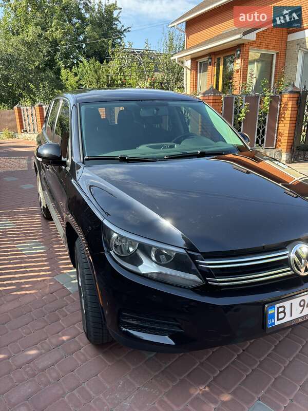 Внедорожник / Кроссовер Volkswagen Tiguan 2013 в Миргороде