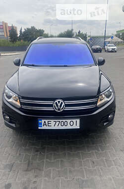 Позашляховик / Кросовер Volkswagen Tiguan 2014 в Дніпрі