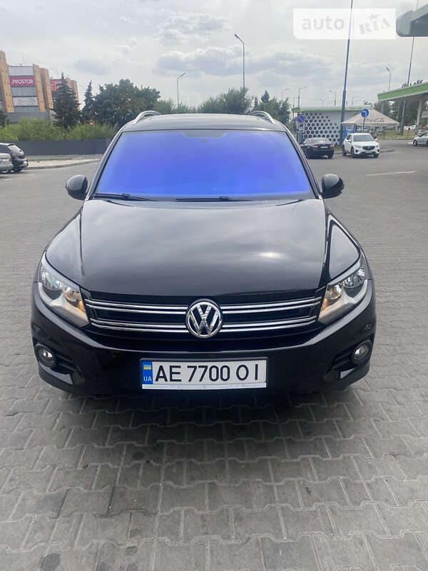 Внедорожник / Кроссовер Volkswagen Tiguan 2014 в Днепре