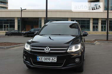 Внедорожник / Кроссовер Volkswagen Tiguan 2012 в Днепре