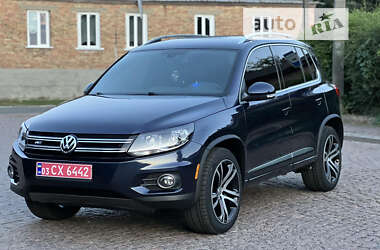 Позашляховик / Кросовер Volkswagen Tiguan 2016 в Корсунь-Шевченківському