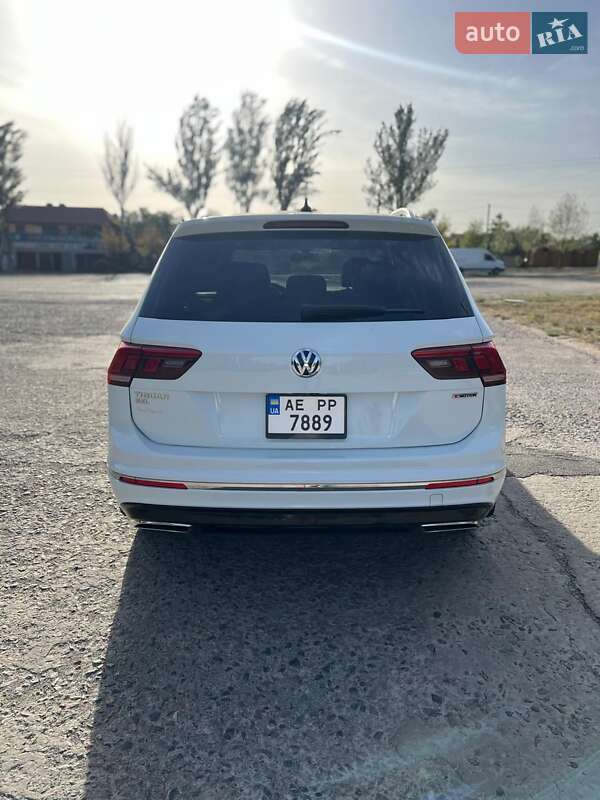 Внедорожник / Кроссовер Volkswagen Tiguan 2018 в Кривом Роге
