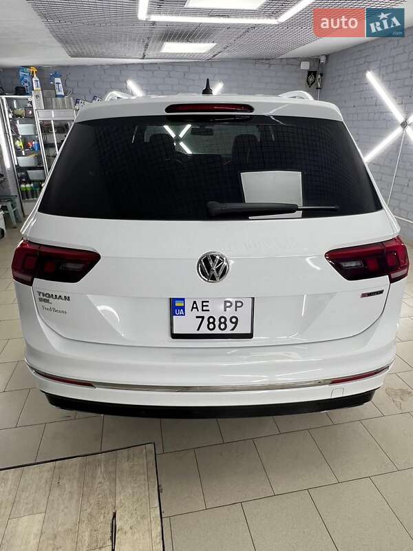 Внедорожник / Кроссовер Volkswagen Tiguan 2018 в Кривом Роге