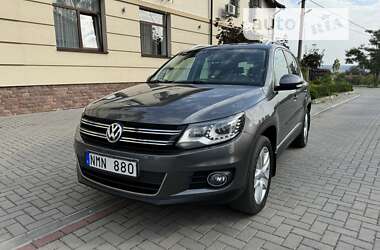 Внедорожник / Кроссовер Volkswagen Tiguan 2012 в Золочеве