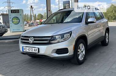 Внедорожник / Кроссовер Volkswagen Tiguan 2015 в Днепре