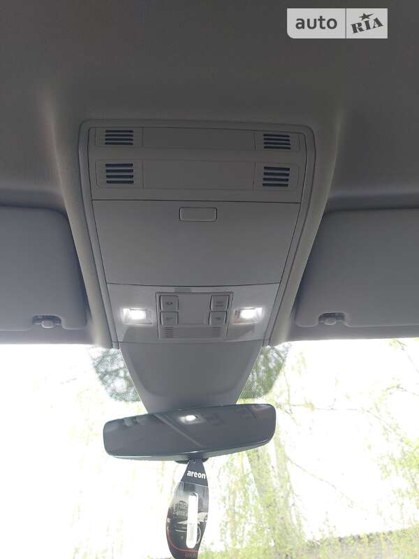 Внедорожник / Кроссовер Volkswagen Tiguan 2019 в Вышгороде