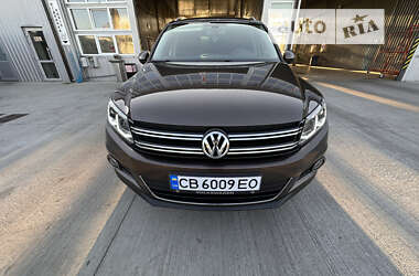 Внедорожник / Кроссовер Volkswagen Tiguan 2011 в Чернигове