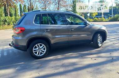 Позашляховик / Кросовер Volkswagen Tiguan 2010 в Луцьку