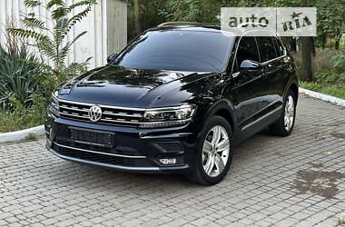 Позашляховик / Кросовер Volkswagen Tiguan 2020 в Одесі