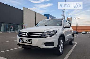 Позашляховик / Кросовер Volkswagen Tiguan 2017 в Києві